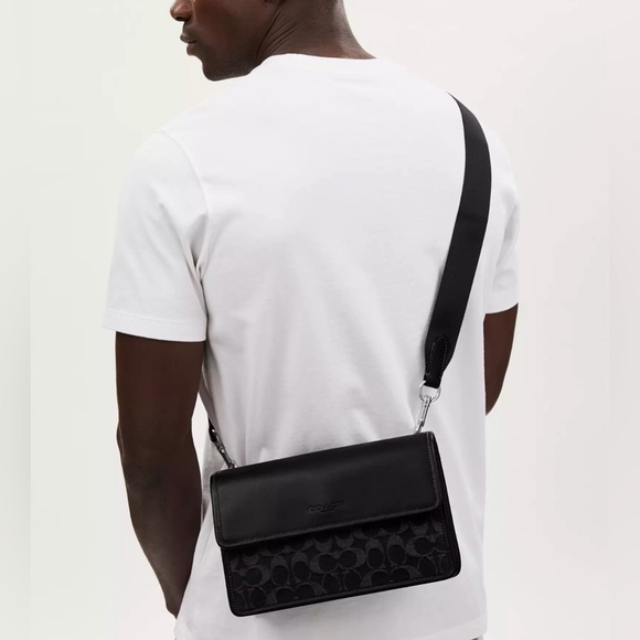 Coach Turner Flap Crossbody In Signature Denim - Picture 1 of 9